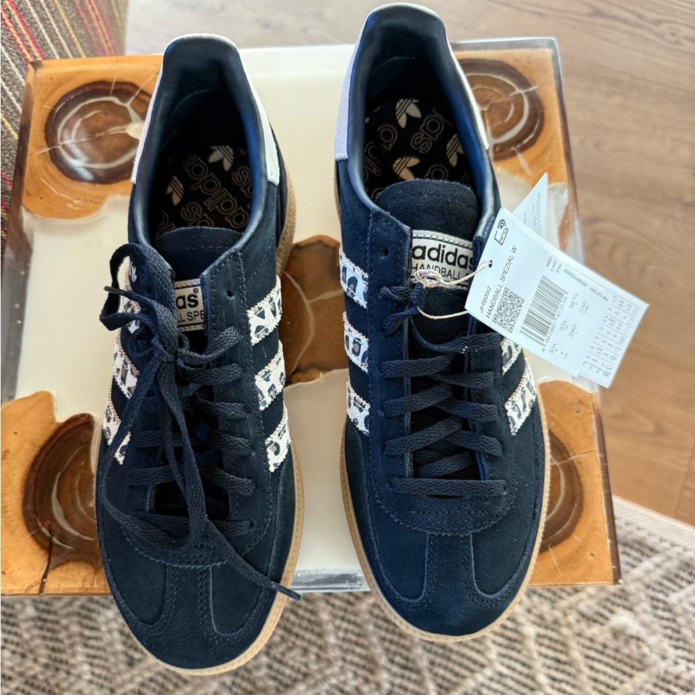 Adidas Women’s Spezial size 7.